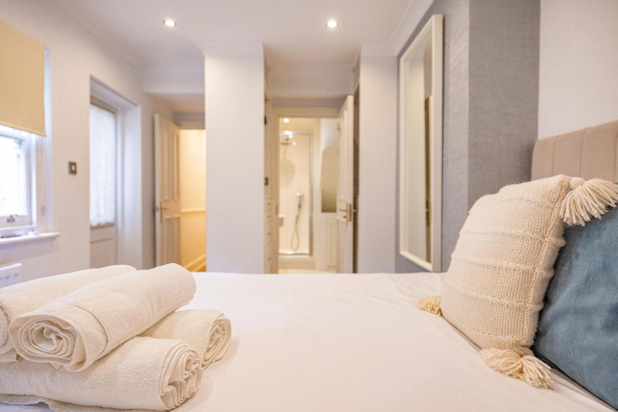 Gorgeous 3 B Edroom Home In Little Venice London Exterior photo