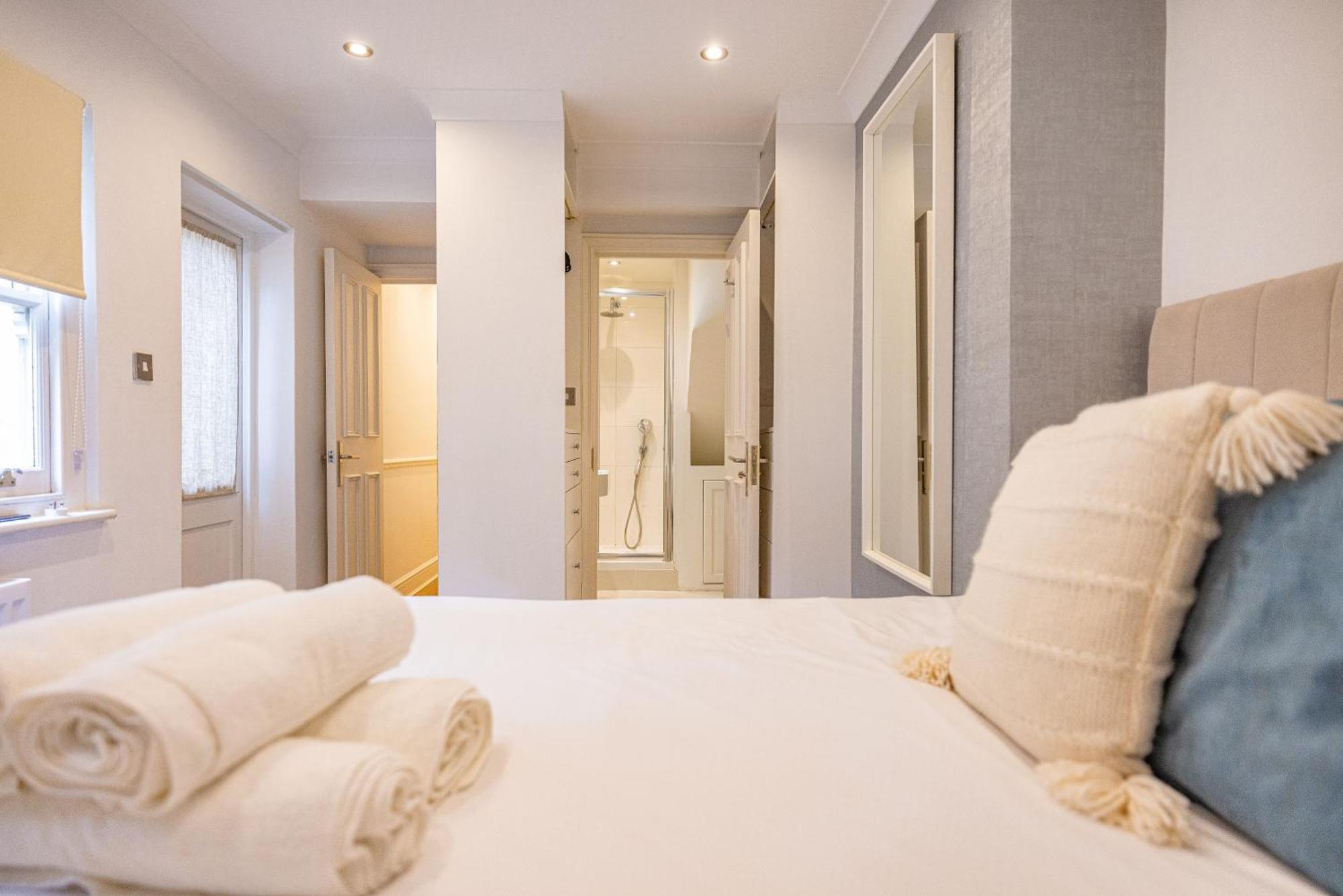 Gorgeous 3 B Edroom Home In Little Venice London Exterior photo